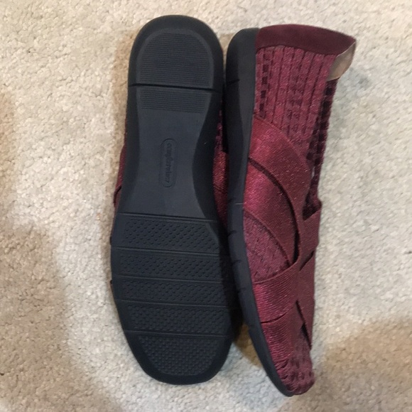 NWOT Comfortview Burgundy Stretch Woven Fabric Crisscross Design Flat Shoe-8WW - Picture 5 of 10